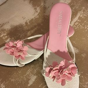 Sam & Libby Kitten Heal Flower Sandals